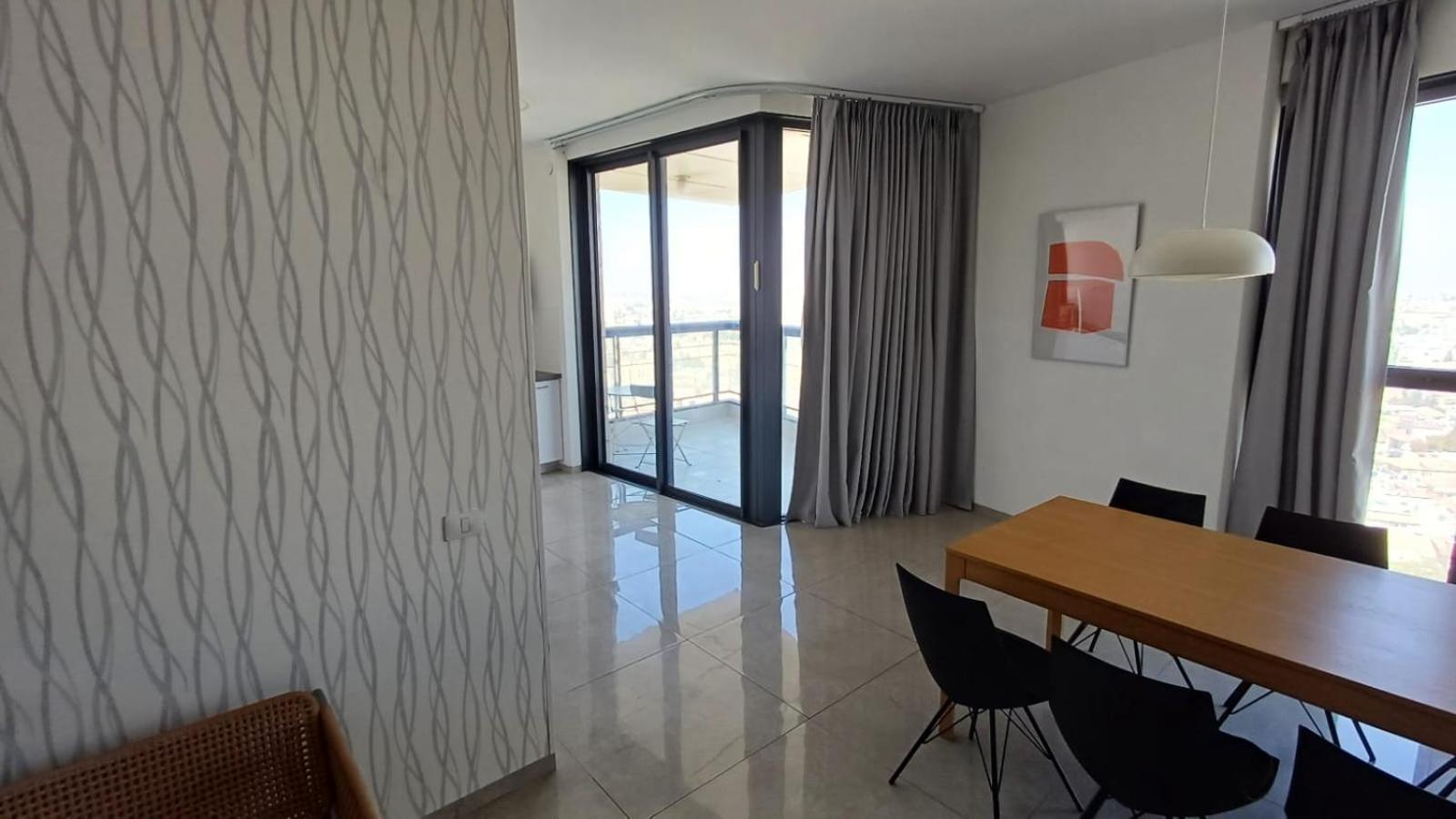 Jtower Royal Suites - Alefimmoed Jerusalem Exterior photo